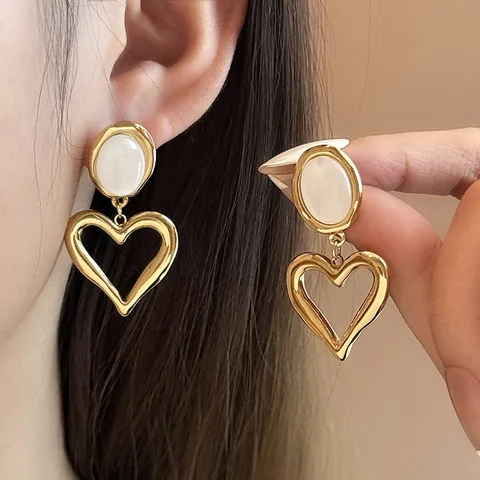Boucles d'Oreilles Clous en Acier Inoxydable Cœur Creu Pierre Œil-de-Chat Vintage Français Bijoux Élégants pour Femmes