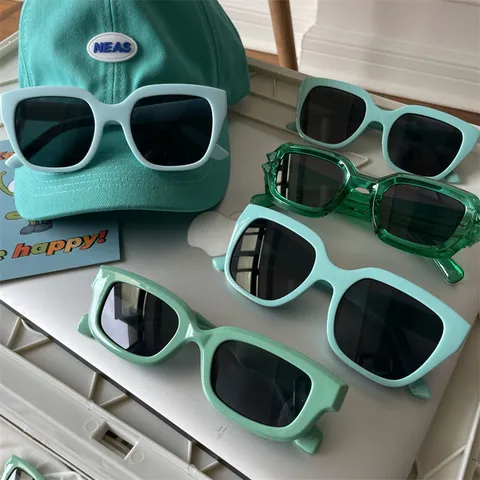 Damen Mode Quadratische Sonnenbrille UV400 PC Rahmen Harzglas Retro Gelee Blau Grün Sonnenschutz Trendige Brillen Geschenk