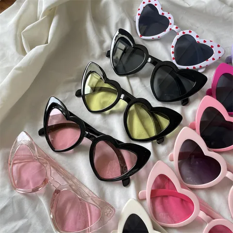 Retro Herzform Sonnenbrille Für Damen Herren Süß Plüsch Samt Besatz Brille Transparent Glimmer UV400 Schutz Brillen Lässig Party Alltag Mode Sonnenbrille