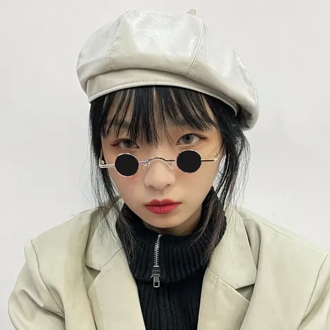 Retro Mini Round Heart Sunglasses Metal Frame Colored Lens Hip Hop Party Eyewear For Women And Men