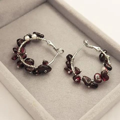 Boucles d'Oreilles en Pierre de Grenat Rouge Naturel pour Femmes Boho Fait Main Grenat Irrégulier Goutte Créoles Bijoux