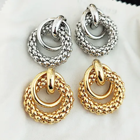 Boucles d'Oreilles Créoles Torsadées Chaîne de Maïs Exagérées Style Euro Américain Plaqué Or 18K Géométrique Double Boucle Femmes