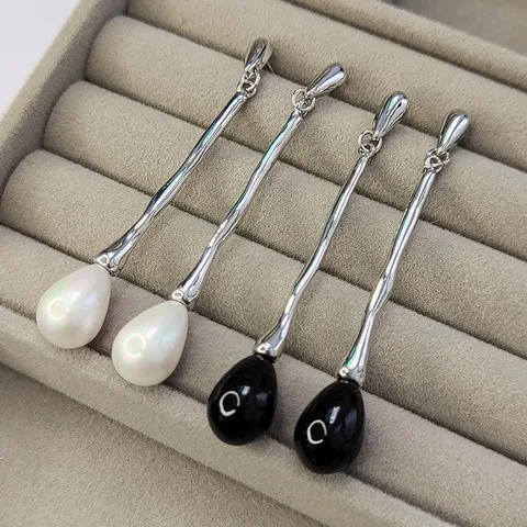 Boucles d'Oreilles Goutte de Lave Barre Longue pour Femmes en Cuivre Perle Artificielle Mode Commuer Amincissement du Visage Bijoux