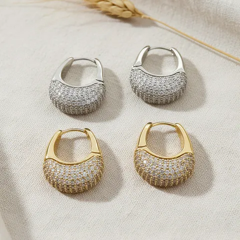 Boucles d'Oreilles Créoles en U en Cuivre Strass Minimalistes pour Femmes Boucles d'Oreilles Mode Métro Quotidien Brillantes Électroplaquées Géométriques Cadeau Bijoux