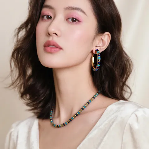 Ensemble Boucles d'Oreilles Créoles Et Collier Perlés en Pierre Naturelle Vintage Français Design de Niche Bijoux en Alliage Géométrique pour Femme Style Rétro