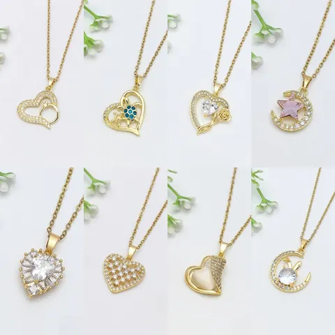 Squisita Collana a Catena in Oro Acciaio Inossidabile per Donna Ciondolo Cuore in Rame Intarsiato Zirconia Stile Versatile Moda Pendolare Gioielli Quotidiani Regalo
