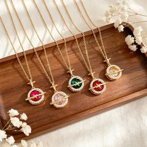 Collana con Pendente a Forma di Pianeta in Rame e Acciaio Inossidabile per Donna Lusso Strass Croce Stella Orbita Gioielli