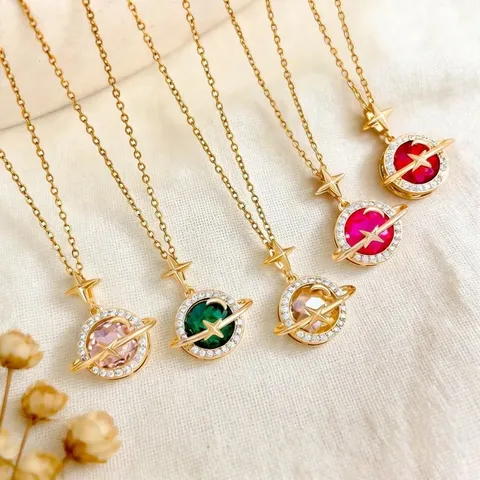 Collana con Pendente a Forma di Pianeta in Rame e Acciaio Inossidabile per Donna Lusso Strass Croce Stella Orbita Gioielli