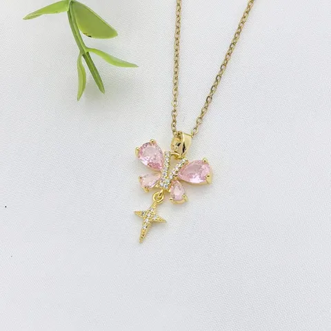 Collana con Pendente a Farfalla da Donna Acciaio Inossidabile Rame Zirconia Intarsiata Gioielli di Moda Regalo