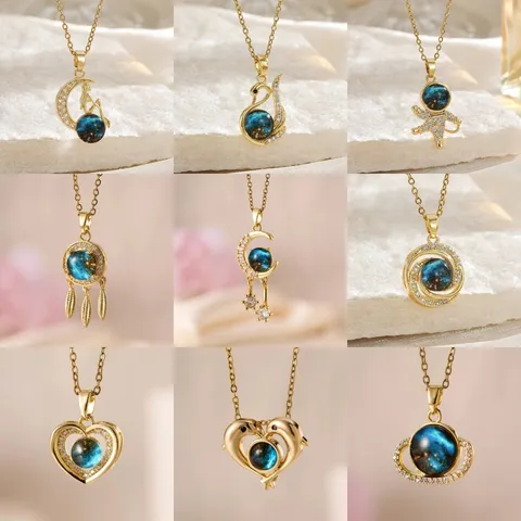 Collana in Acciaio Inossidabile Cielo Stellato di Lusso Con Ciondolo in Rame Squisita Catena da Clavicola Girocollo Stella Luna per Donna Gioielli