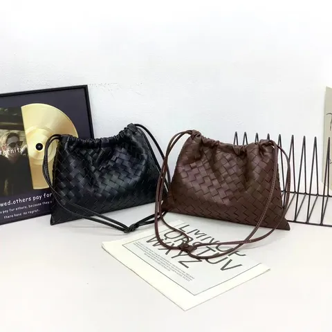Women Genuine Cowhide Leather Woven Shoulder Bag Large Capacity Dumpling Cloud Crossbody Bag Casual Handbag Purse