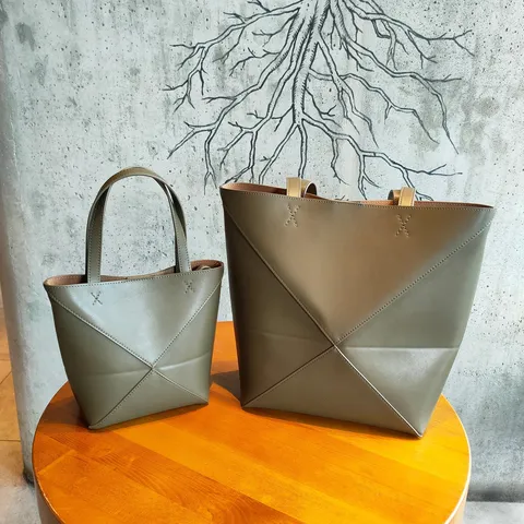 Damen Geometrische Faltbare Tragetasche Luxus Designer Stil Echtes Leder Lässige Pendler Handtasche Große Kapazität Umhängetasche