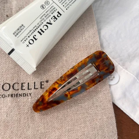 Handgefertigte Elegante Hohl Ausgeschnittene Wassertropfen Haarspange Acetat Metall Harz Haarnadel Süße Seitenhaarklammer Geometrische Haarspangen Für Frauen