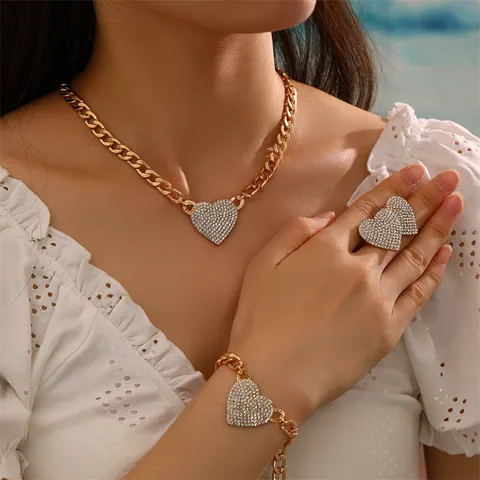 Boho Zinklegierung Strass Muschel Anhänger Halskette Armband Ringe Ohrringe Set Luxus Geometrisch Stern Herz Schmucksets Für Damen Strand Urlaub
