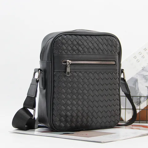 Men Woven PU Leather Crossbody Bag Vintage Business Casual Messenger Bag Solid Color Small Square Shoulder Bag