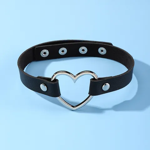 Collana Choker Cuore in Pelle PU Harajuku Punk per Donna Fibbia Anello Cuore in Lega Catena Clavicola Regolabile Collare Gioielli Goth Egirl Regalo