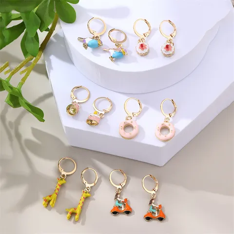 Cute Cartoon Enamel Drop Earrings For Women Giraffe Cake Donut Bird Pendant Alloy Hoop Earrings Sweet Fashion Jewelry Gift