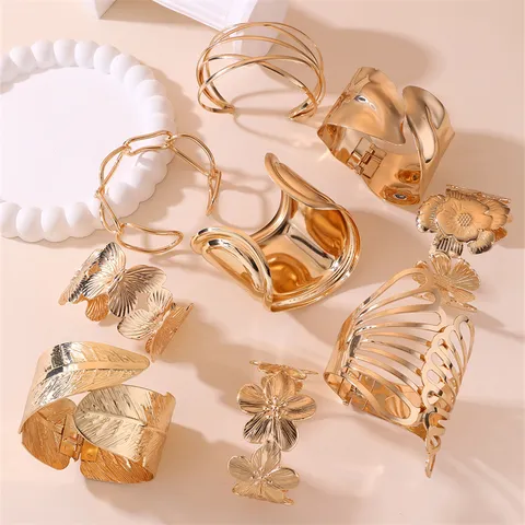 Mode Breiter Hohler Metallarmreif Für Damen Vintage Blumen Schmetterling Blatt Gold Silber Plattiert Offener Armreif Schmuck