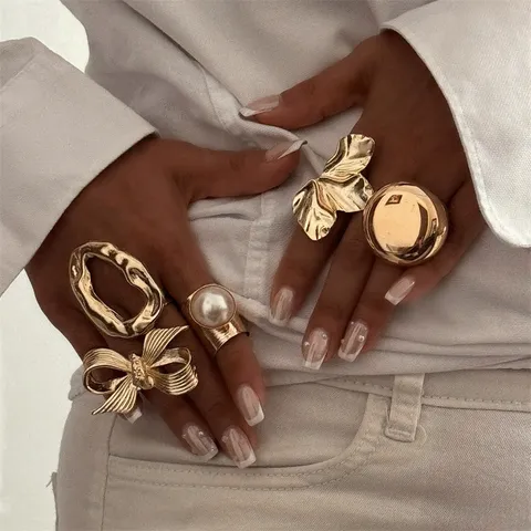 Unregelmäßige Lava Linie Geometrische Metall Ring Set Für Damen Gold Offene Ringe Minimalistische Legierung Künstliche Perle Schmetterling Blume Schmuck Geschenk