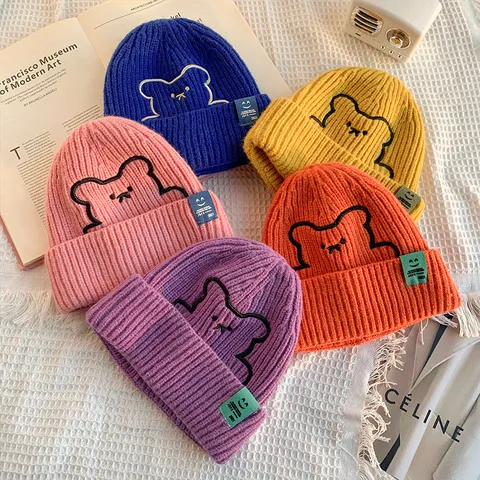 Winter Warm Knit Hat For Women Men Cute Cartoon Bear Embroidery Smiley Face Patch Casual Pullover Beanie Cap