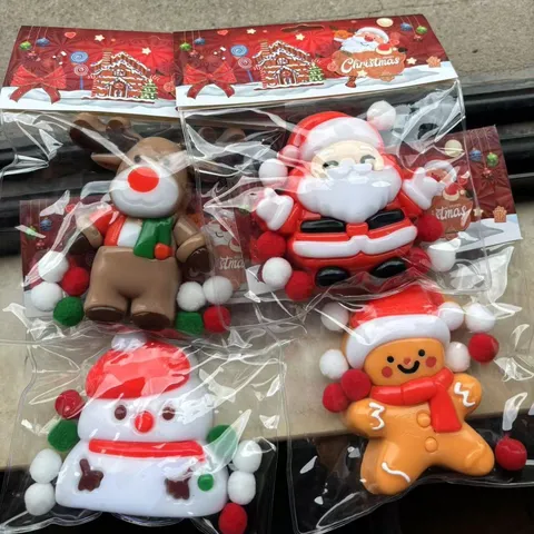 Jouet Squishy de Noël Père Noël Eln Bonhomme de Neige Lente Remontée Soulagement du Stress Mignon Cadeau de Fête