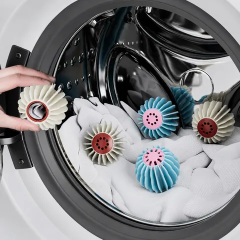 Household Laundry Washing Machine Anti Tangling Cleaning Ball And Color Catcher Sheet Practical Tool
