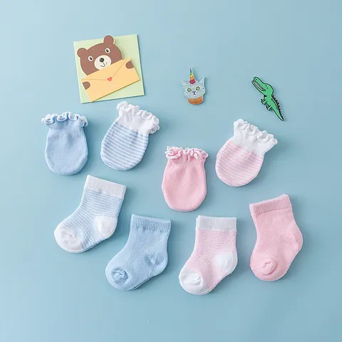 Newborn Cotton Anti-Scratch Mittens And Socks Breathable Sweat-Absorbing Infant Socks Daily Wear Baby Accessories