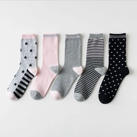 Women's Casual Cotton Crew Socks Striped Polka Dot Sweat-Absorbent Mid-Calf Socks