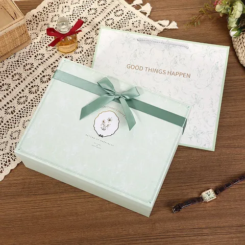 Green Gift Box With Bow Handbag Packaging Box For Valentine Day Birthday Party Present Packaging Storage Box