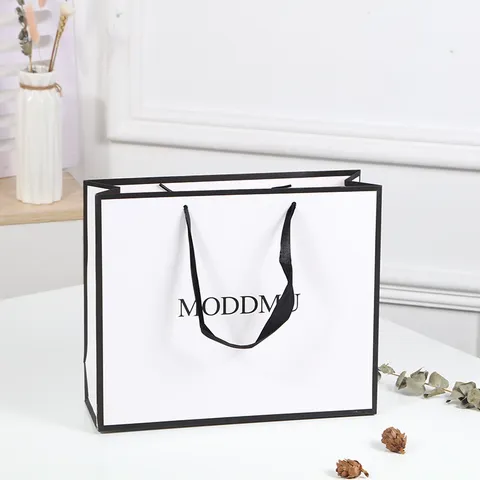 Minimalist White Paper Gift Bag Cardstock Shopping Bag With Black Handles For Retail Packaging And Party Favors
