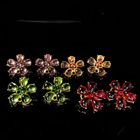 Pendientes de Botón de Resina con Cinco Pétalos de Estilo Vintage Retro en Aleación Dorada Joya Elegante de Fiesta para Mujer