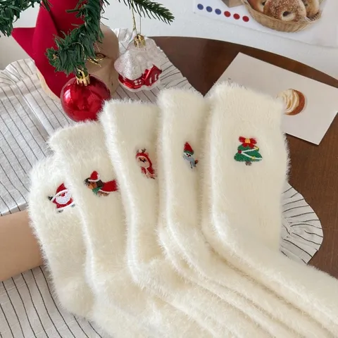 Chaussettes de Sommeil Chaudes et Moelleuses de Noël pour Femmes Chaussettes mi-hautes Thermiques d'Hiver Brodées de Dessins Animés Mignons