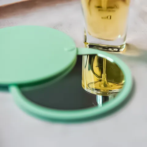 Portable Mini Pocket Makeup Mirror Round Folding Sliding Cover Cosmetic Mirror Small Handheld Compact Mirror For Women Travel