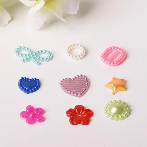 Patchs de Perles Artificielles ABS Fleur à Cinq Pétales Nœud Flocon de Neige Étoile Colorés Accessoires d'Artisanat de Coque de Téléphone DIY