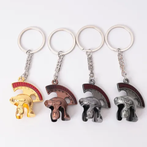 Retro Zinc Alloy Roman Soldier Helmet Keychain Vintage Metal 3D Helmet Key Ring Car Bag Pendant Fashion Accessory