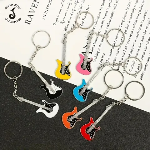 Creatieve Metalen Gitaar Sleutelhanger Meerkleurig Muziekinstrument Hanger Sleutelhanger Mode Tas Hangend Ornament Sieraden Cadeau