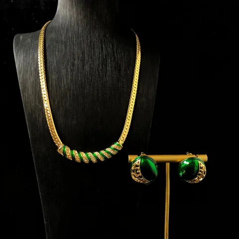 Conjunto de Collar y Pendientes de Esmalte Verde Retro Aleación Chapada en Oro Diamantes de Imitación Regalo de Joyería Elegante para Mujeres