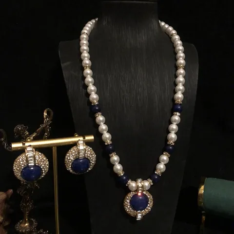 Estilo de Corte Vintage Piedra Azul Lapislázuli Perla Artificial Strass Collar Pendientes Conjunto de Joyas para Mujeres