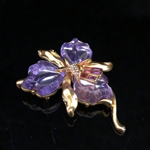 Strass en résine