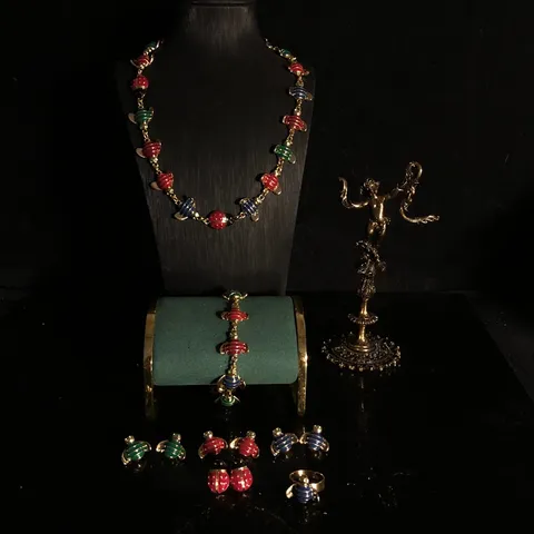 Juego de Joyas de Abeja y Mariquita de Esmalte Aleación Chapada en Oro Lindo Collar Pulsera Pendientes de Botón Anillo para Mujeres