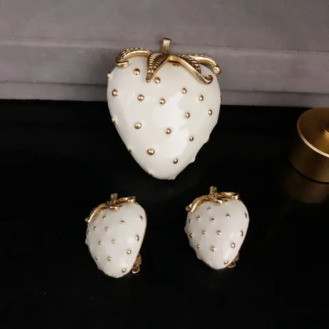 Vintage Estilo Occidental Esmalte Fresa Broche Pendientes Set Moda Aleación Joyería