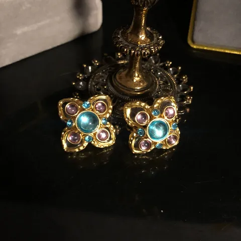 Pendientes de Botón con Flor de Vidrio Azul Vintage Strass Chapado en Oro Aleación Joyería Elegante para Mujer Regalo