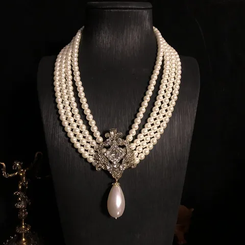 Estilo de Corte Vintage Collar de Perlas Artificiales Multicapa Strass Oro Envejecido Gargantilla Pendientes Conjunto de Joyas para Mujeres