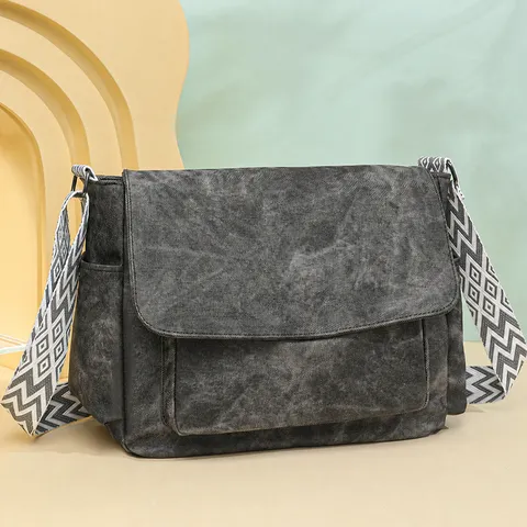 Mode Cuir PU Sac à Bandoulière pour Femmes Grande Capacité Décontracté Crossbody Sac Cabas de Commutateur avec Large Sangle