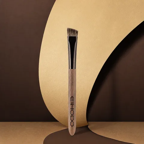 Professional Angled Eyebrow Brush Walnut Handle Animal Hair Fine Detail Eyebrow Makeup Brush Cosmetic Tool
