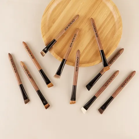 Professional Angled Eyebrow Brush Animal Hair Makeup Brush Wooden Handle Precision Eyeliner Brush Eye Makeup Tool