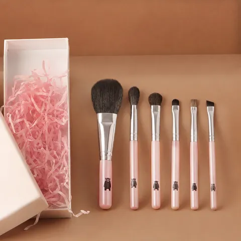 Pink Bear Makeup Brush Set 6 Pieces Soft Synthetic Animal Hair Wooden Handle Portable Professional Cosmetic Beauty Tool Kit