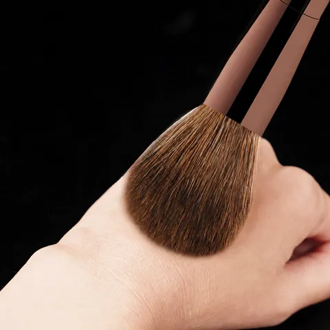 Ensemble de Mini Pinceaux de Maquillage Professionnels Portable Poil d'Animal Fond de Teint Estompage Pinceaux Fard à Paupières Étui en Cuir