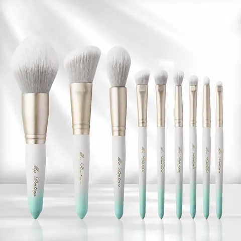 Professioneller Eisweiß Make-up-Pinsel Weiche Synthetikfaser Kosmetik-Werkzeug Für Gesichts- Und Augen-Make-up Anwendung