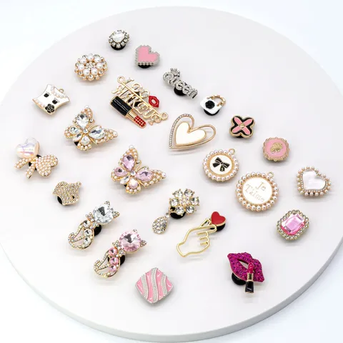Women's Metal Shoe Charms Alloy Pearl Rhinestone Clogs Shoe Buckles DIY Decorative Accessories Fashion Footwear Jewelry